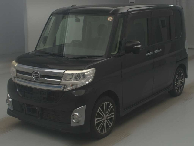 DAIHATSU TANTO — фото