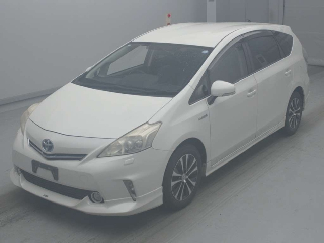 TOYOTA PRIUS — фото