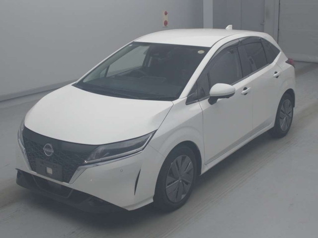 NISSAN NOTE — фото