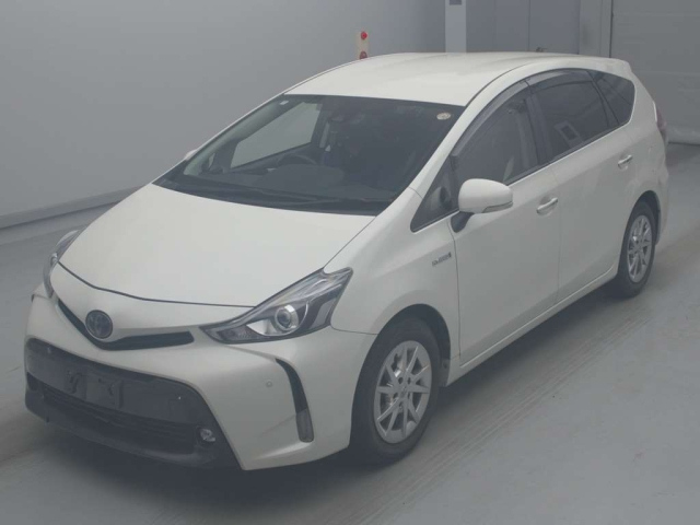 TOYOTA PRIUS — фото