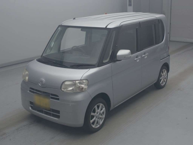 DAIHATSU TANTO — фото
