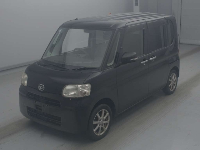 DAIHATSU TANTO — фото