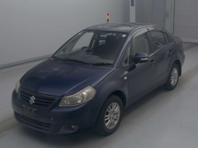 SUZUKI SX 4 — фото