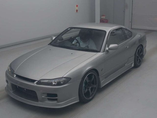 NISSAN SILVIA — фото