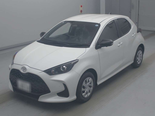 TOYOTA YARIS — фото