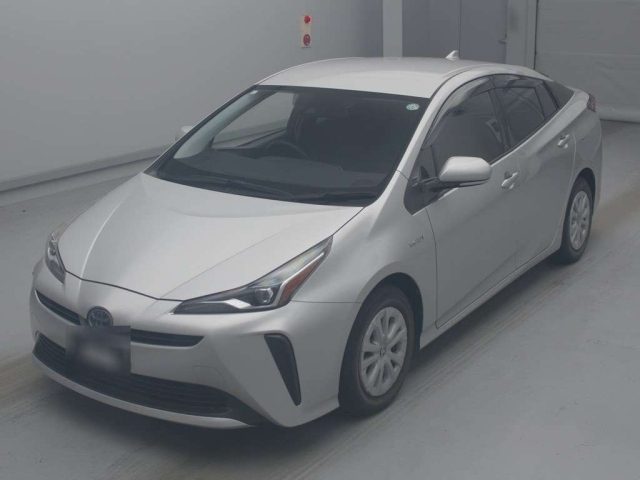 TOYOTA PRIUS — фото