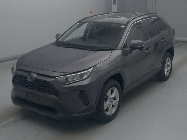 TOYOTA RAV4 — фото