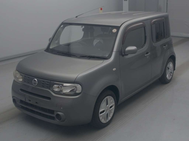 NISSAN CUBE — фото