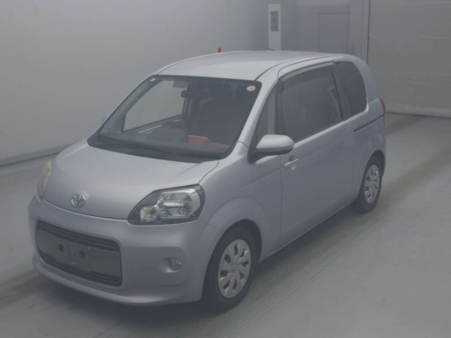 TOYOTA PORTE — фото