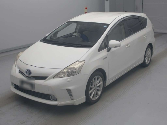 TOYOTA PRIUS — фото