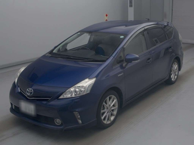 TOYOTA PRIUS — фото