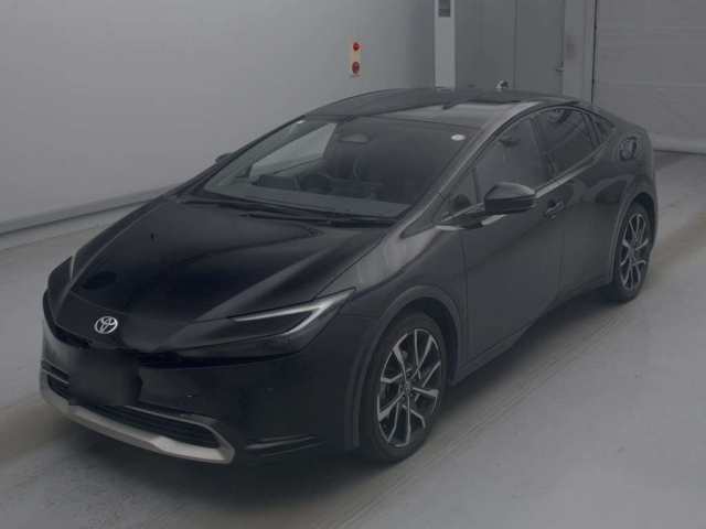 TOYOTA PRIUS — фото