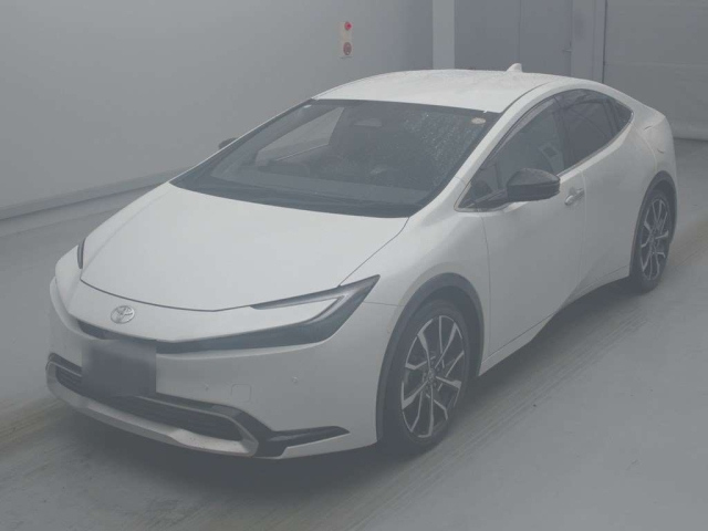 TOYOTA PRIUS — фото