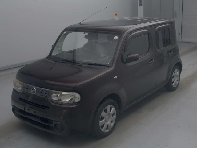 NISSAN CUBE — фото