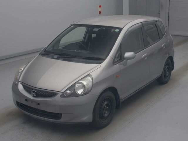 HONDA FIT — фото