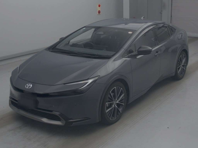 TOYOTA PRIUS — фото