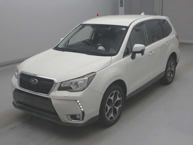 SUBARU FORESTER — фото