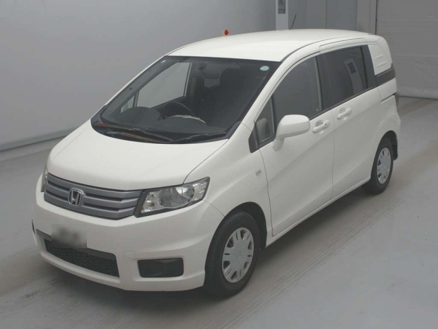 HONDA FREED SPIKE