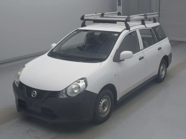 NISSAN AD