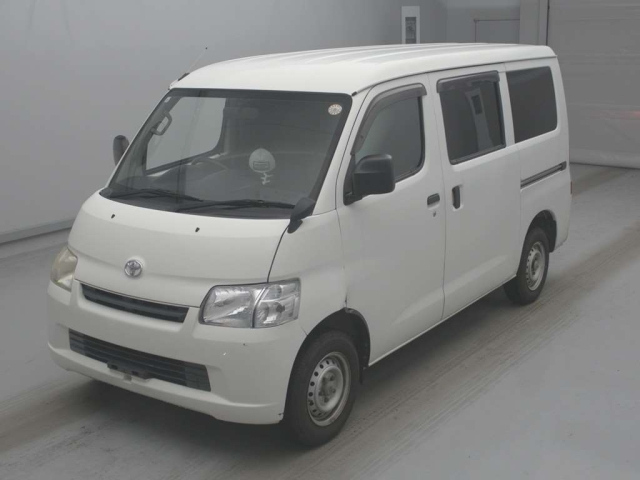 TOYOTA TOWN ACE VAN