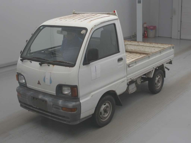 MITSUBISHI MINICAB TRUCK
