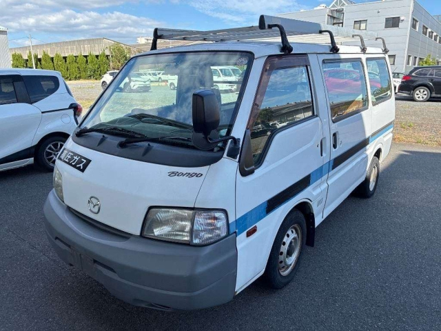 MAZDA BONGO VAN