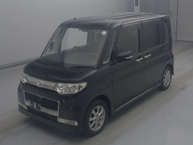 DAIHATSU TANTO — фото