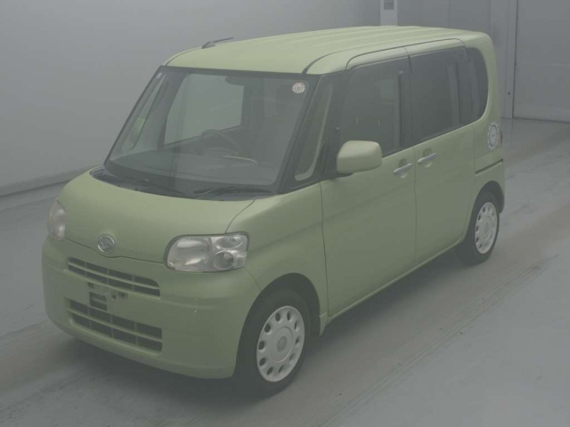 DAIHATSU TANTO — фото