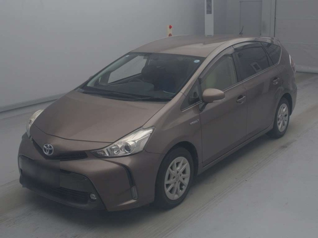 TOYOTA PRIUS — фото