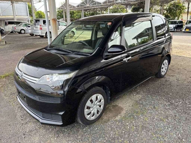 TOYOTA SPADE — фото