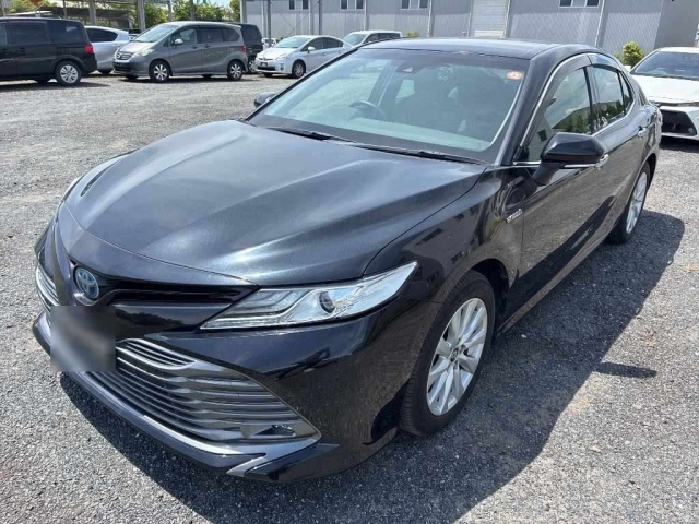 TOYOTA CAMRY — фото
