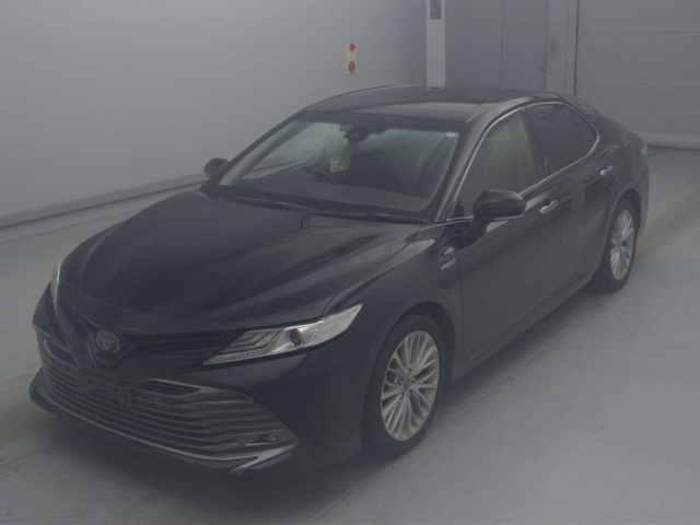 TOYOTA CAMRY — фото