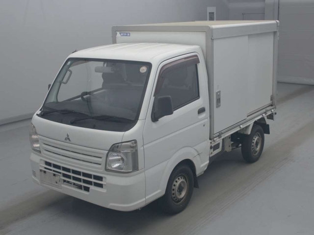 MITSUBISHI MINICAB TRUCK