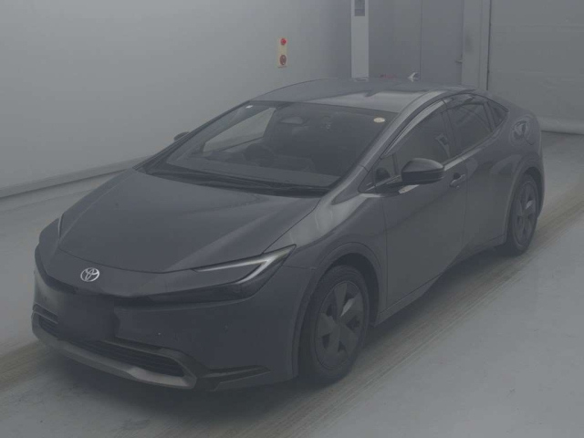 TOYOTA PRIUS — фото