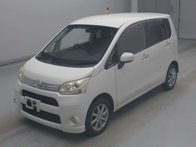 DAIHATSU MOVE — фото