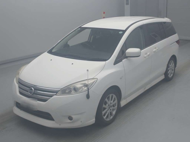 NISSAN LAFESTA — фото