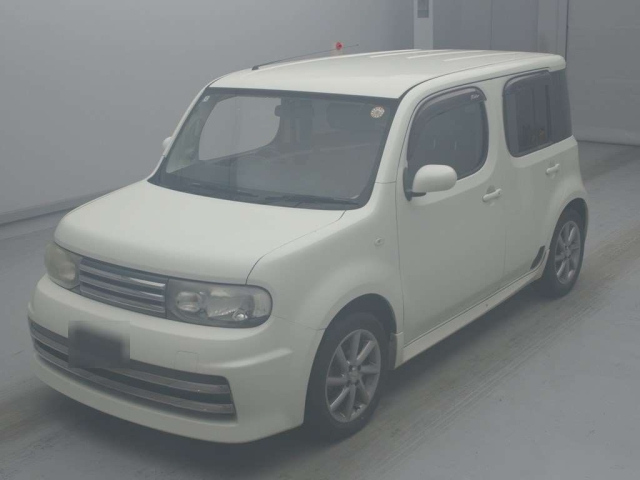 NISSAN CUBE — фото