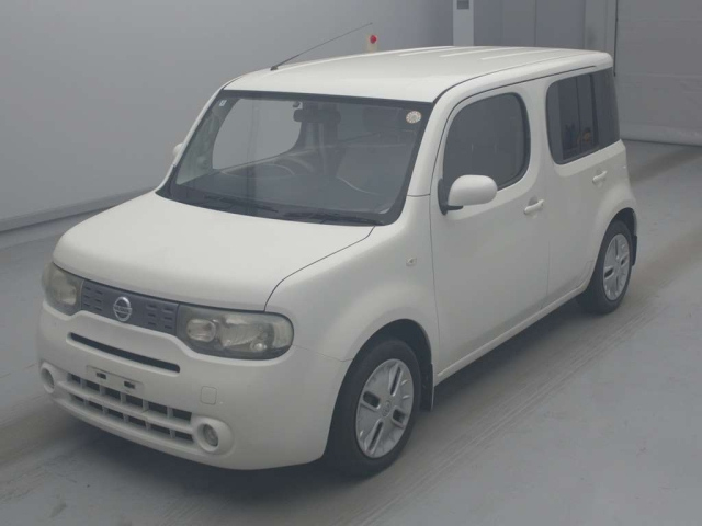 NISSAN CUBE — фото