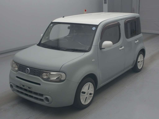 NISSAN CUBE — фото