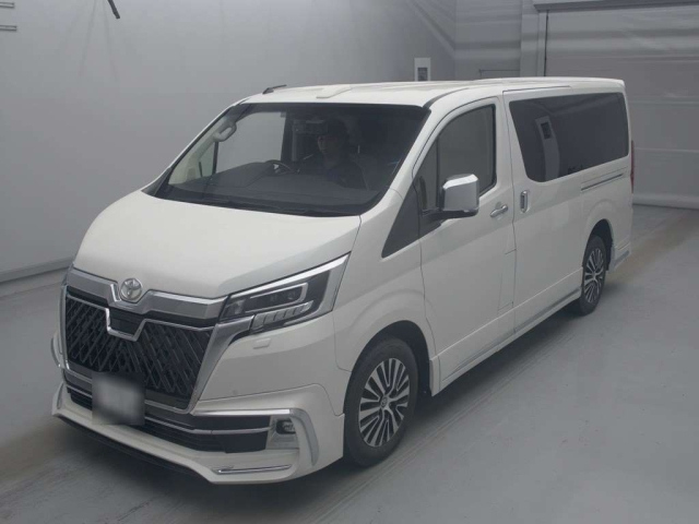 TOYOTA GRANACE — фото
