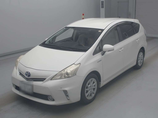 TOYOTA PRIUS — фото