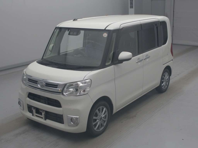 DAIHATSU TANTO — фото