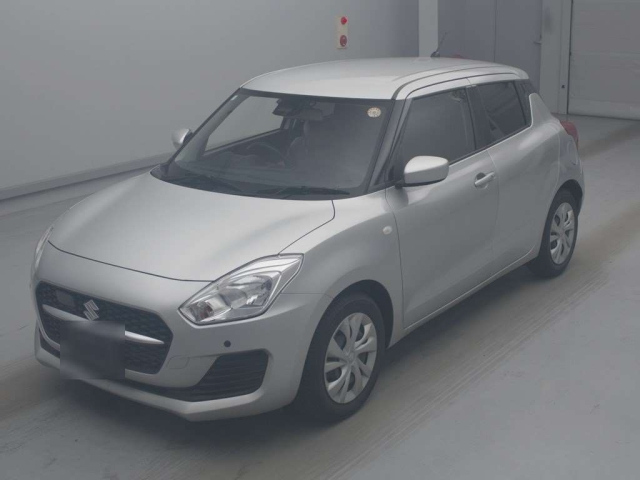 SUZUKI SWIFT — фото