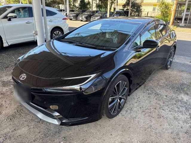 TOYOTA PRIUS — фото