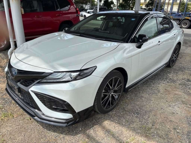 TOYOTA CAMRY — фото
