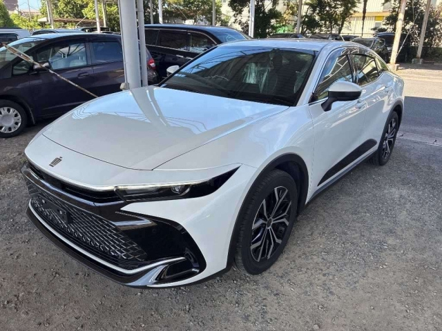 TOYOTA CROWN CROSSOVER