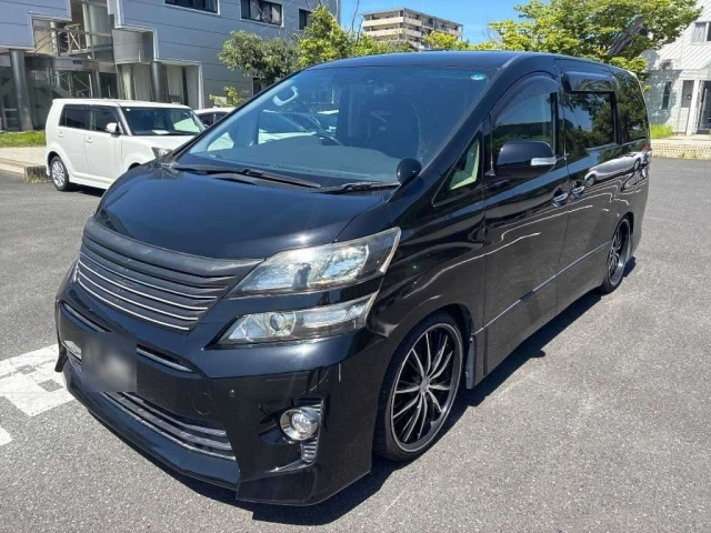 TOYOTA VELLFIRE — фото