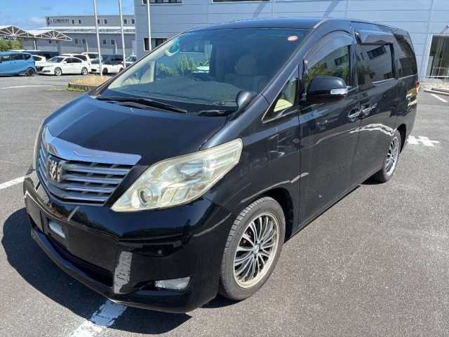 TOYOTA ALPHARD — фото