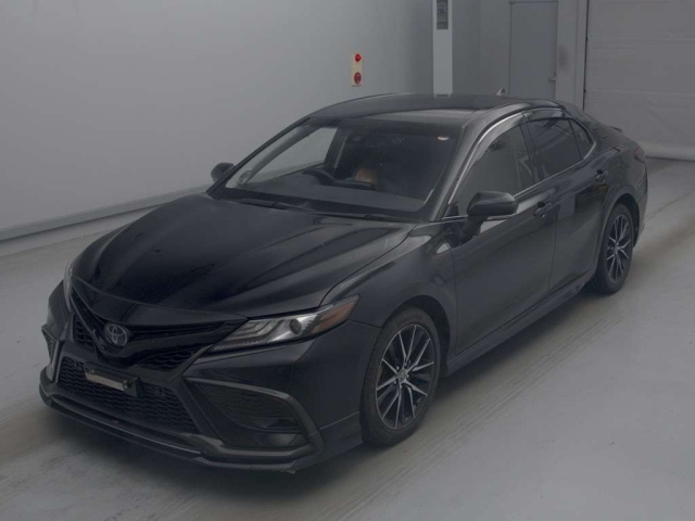 TOYOTA CAMRY — фото