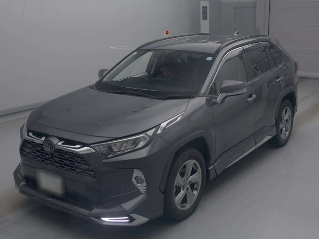 TOYOTA RAV4 — фото